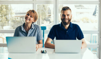 young-couple-working-laptops-cafe-doing-project-conferring-freelancers_1296-735_converted