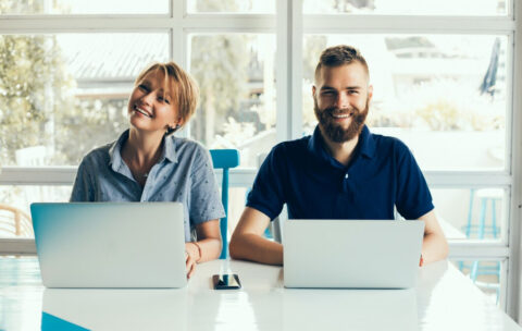 young-couple-working-laptops-cafe-doing-project-conferring-freelancers_1296-735_converted